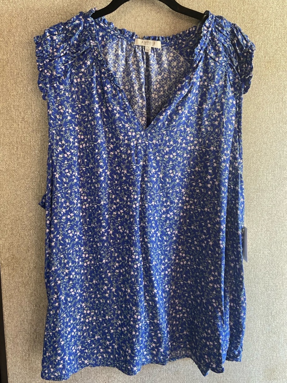Ditsy floral sleeveless top 2x NEW w tags spring summer lightweight angels